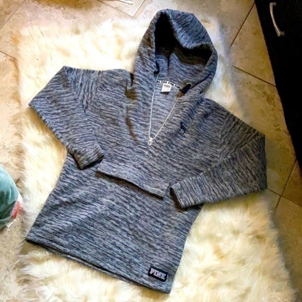 VS PINK || *Special Edition* Functional Pullover